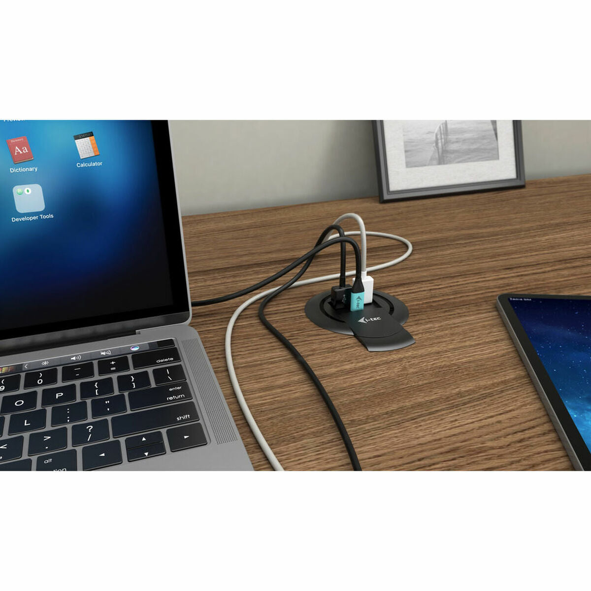 Portable charger i-Tec CHARGER96WD