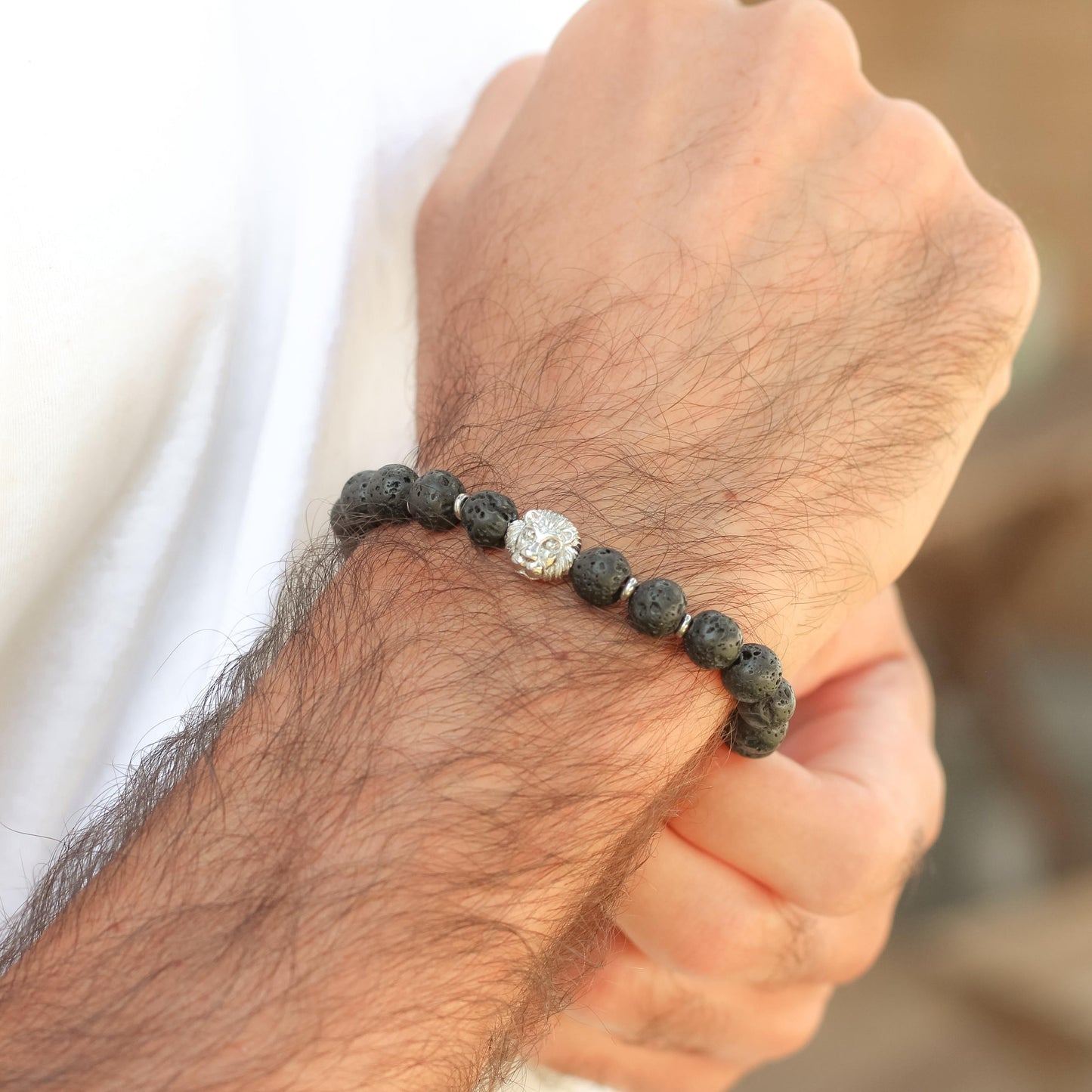 Bracelet en Pierres de Lave "Force & Vigueur du Lion"