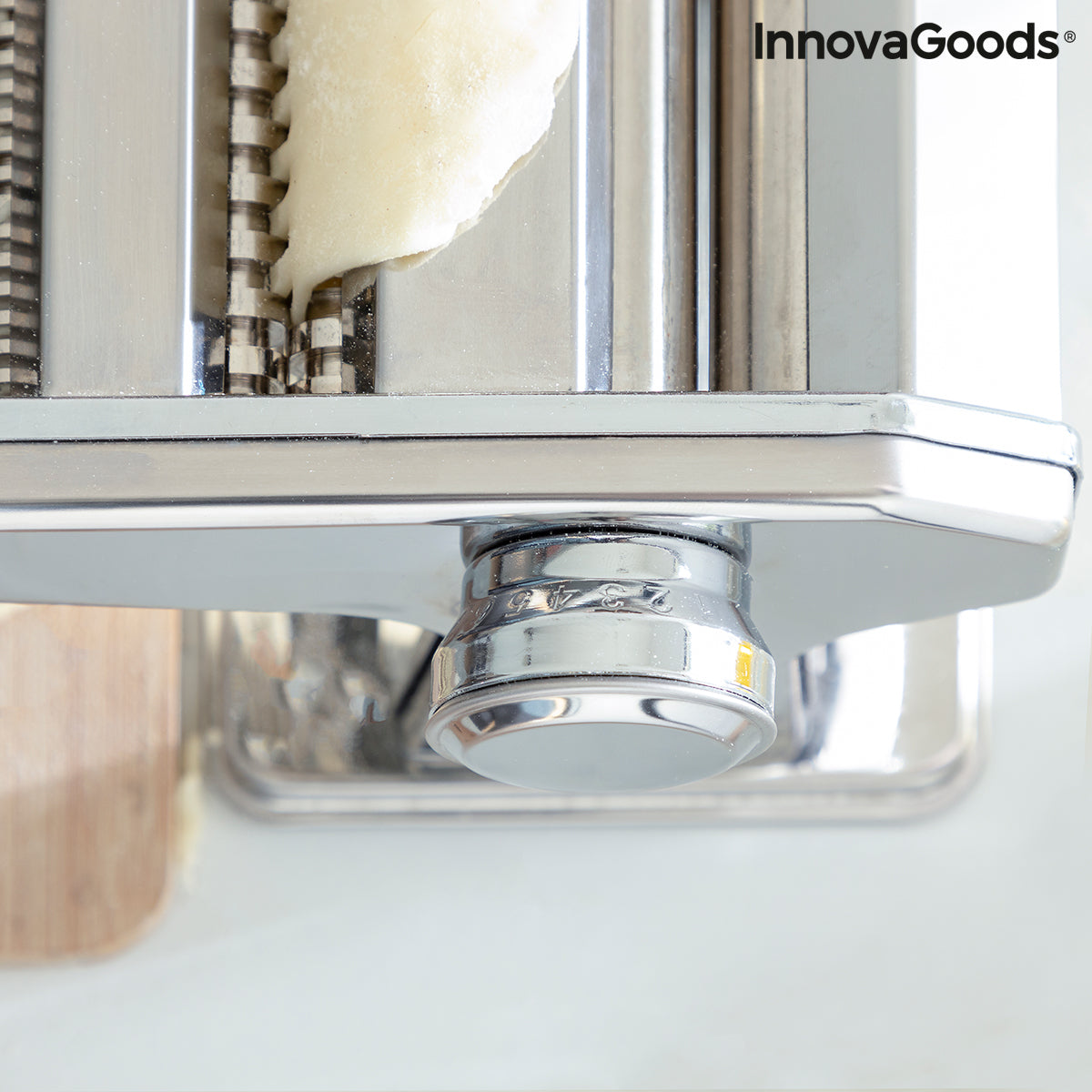 Máquina para hacer pasta fresca con recetas Frashta InnovaGoods