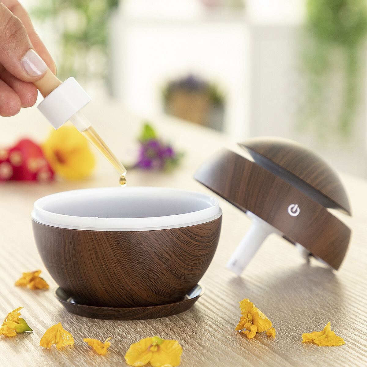 Mini humidificador difusor de aromas nogal oscuro InnovaGoods