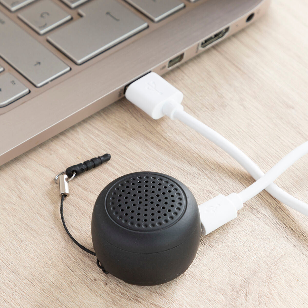 Minialtavoz inalámbrico portátil recargable Miund InnovaGoods
