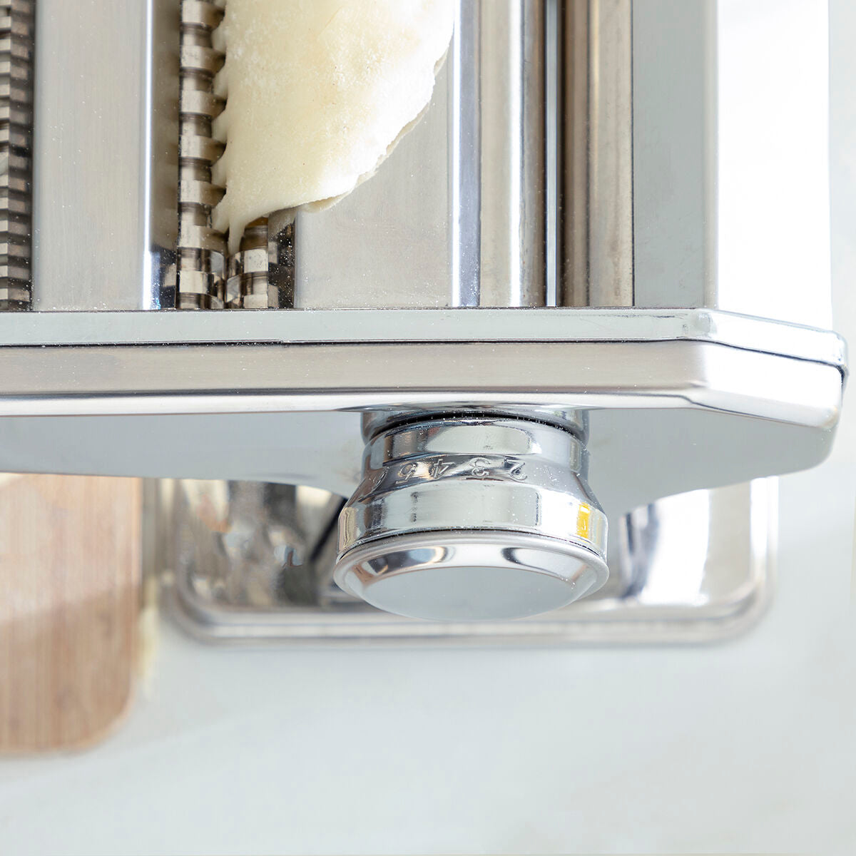 Máquina para hacer pasta fresca con recetas Frashta InnovaGoods