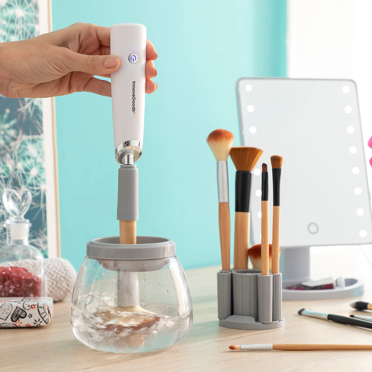 Limpiador y secador automático de brochas de maquillaje Maklin InnovaGoods