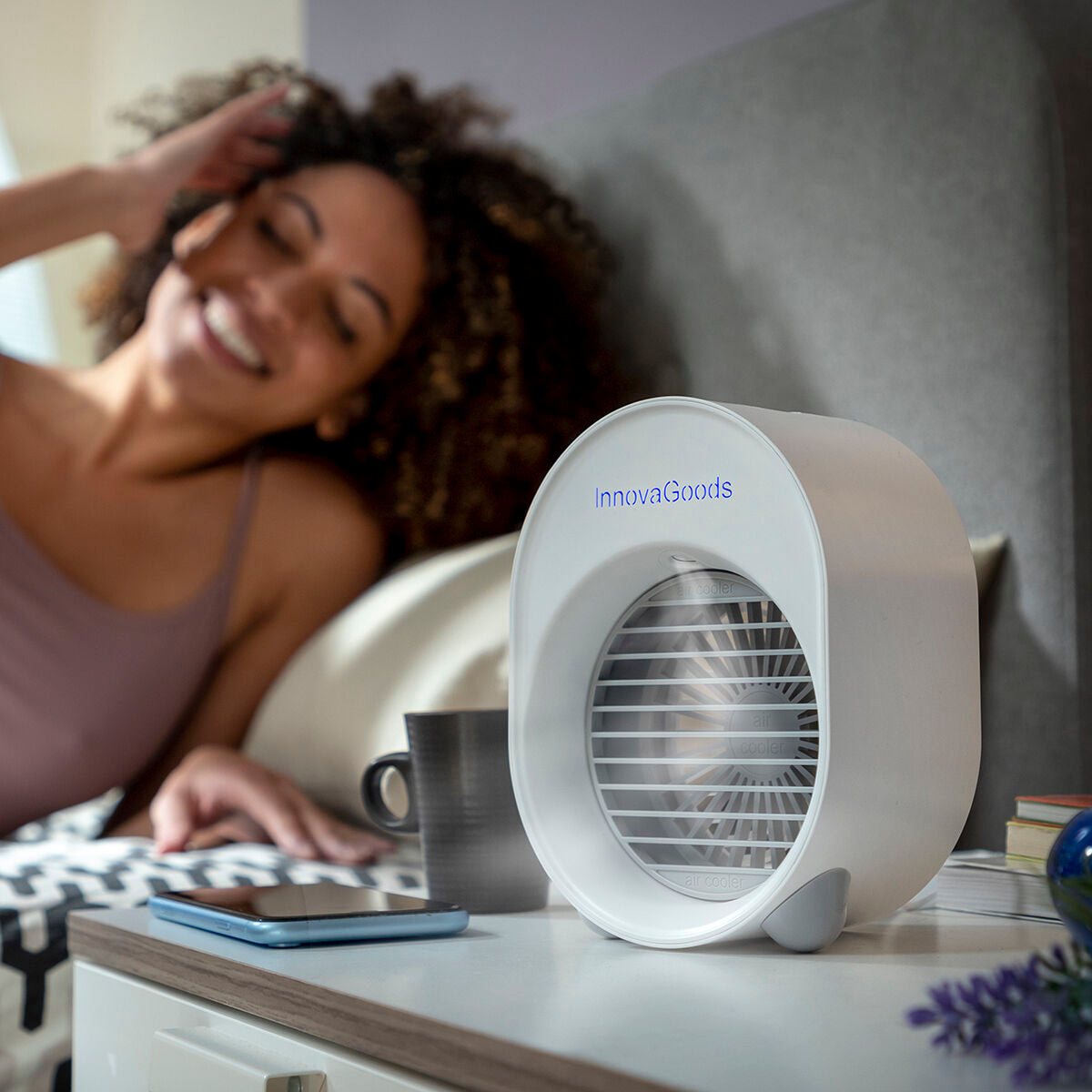 Mini enfriador de aire ultrasónico y humidificador con LED Koolizer InnovaGoods