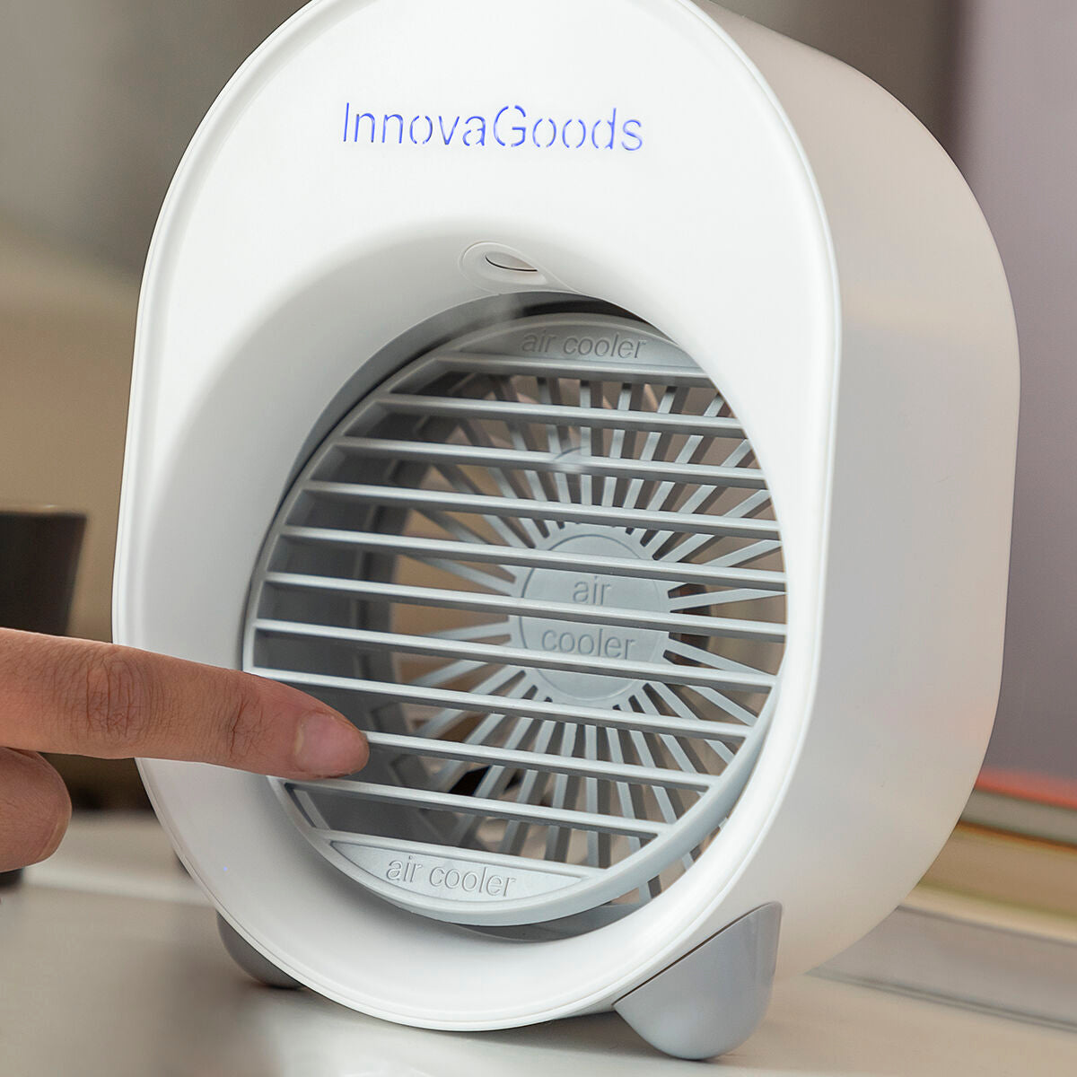 Mini enfriador de aire ultrasónico y humidificador con LED Koolizer InnovaGoods