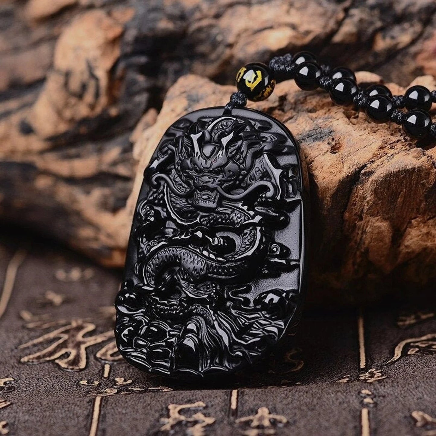 Collier Dragon en Obsidienne Noire