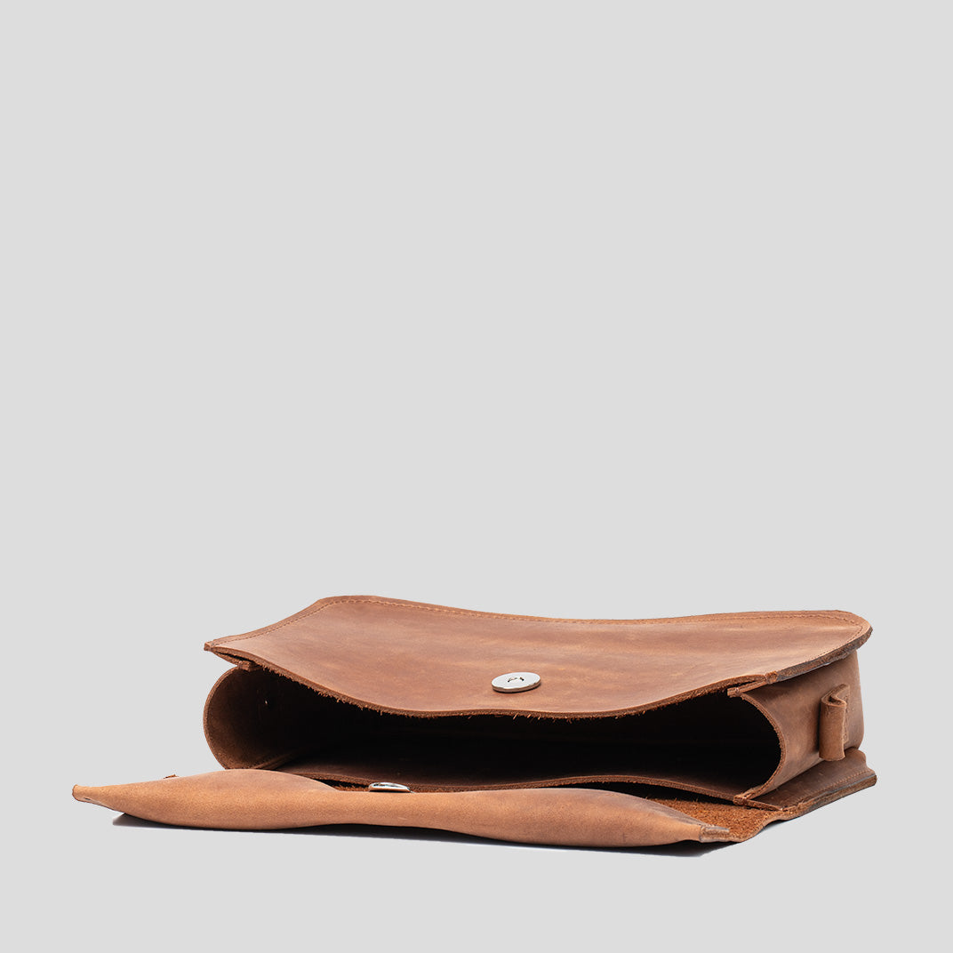 Bolso de hombro de cuero elegante (marrón coñac)
