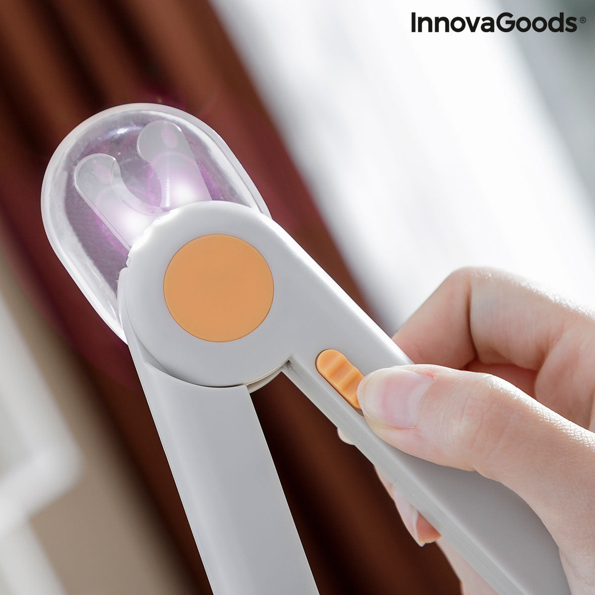 Cortaúñas para mascotas con clip LED InnovaGoods