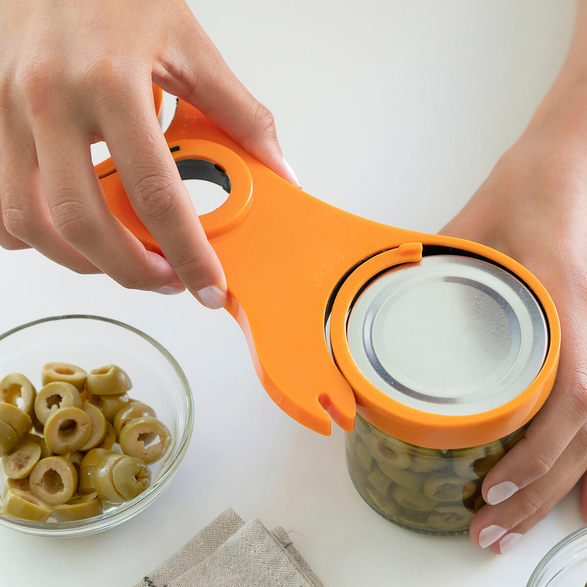 Abridor de tarros multiusos 5 en 1 InnovaGoods