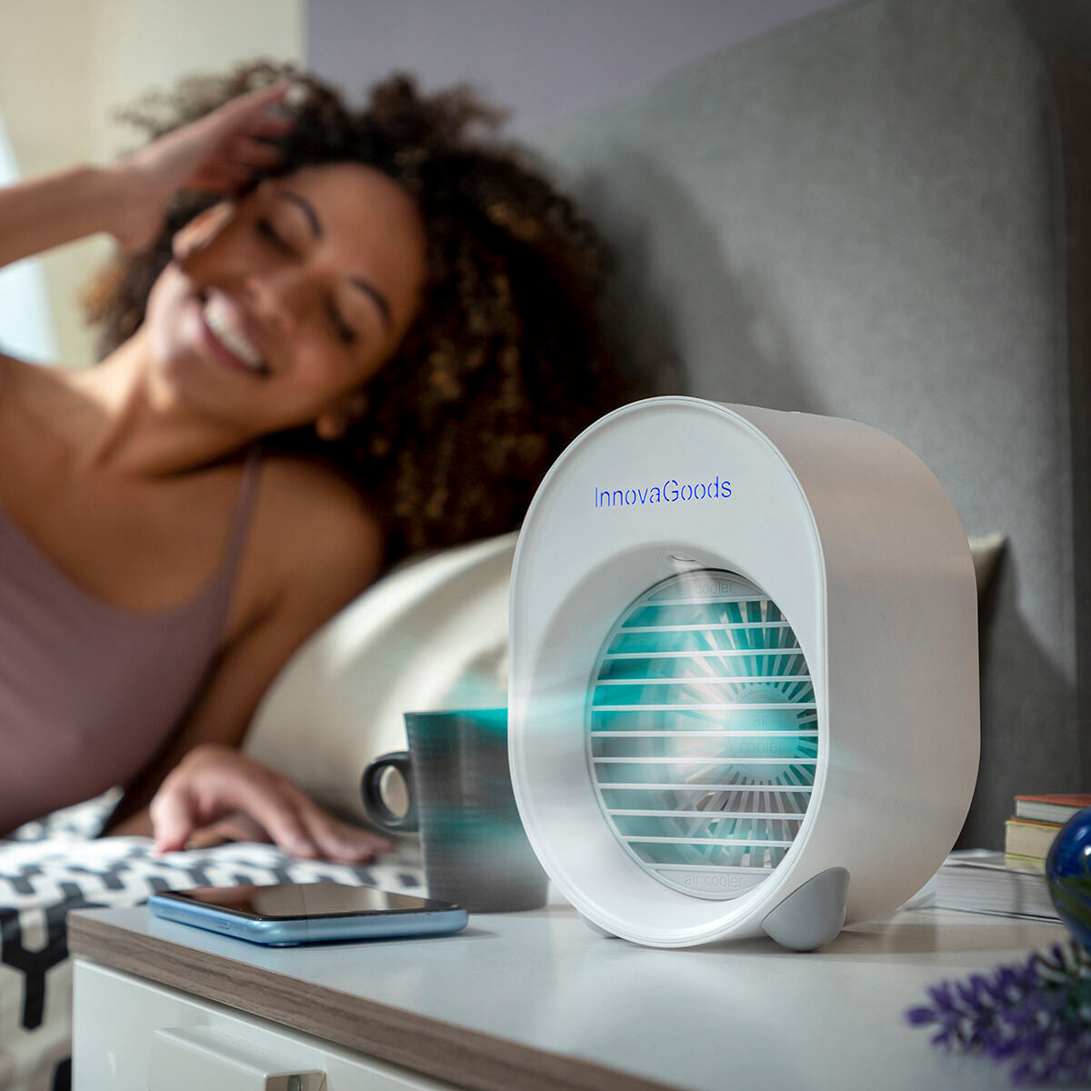 Mini enfriador de aire ultrasónico y humidificador con LED Koolizer InnovaGoods