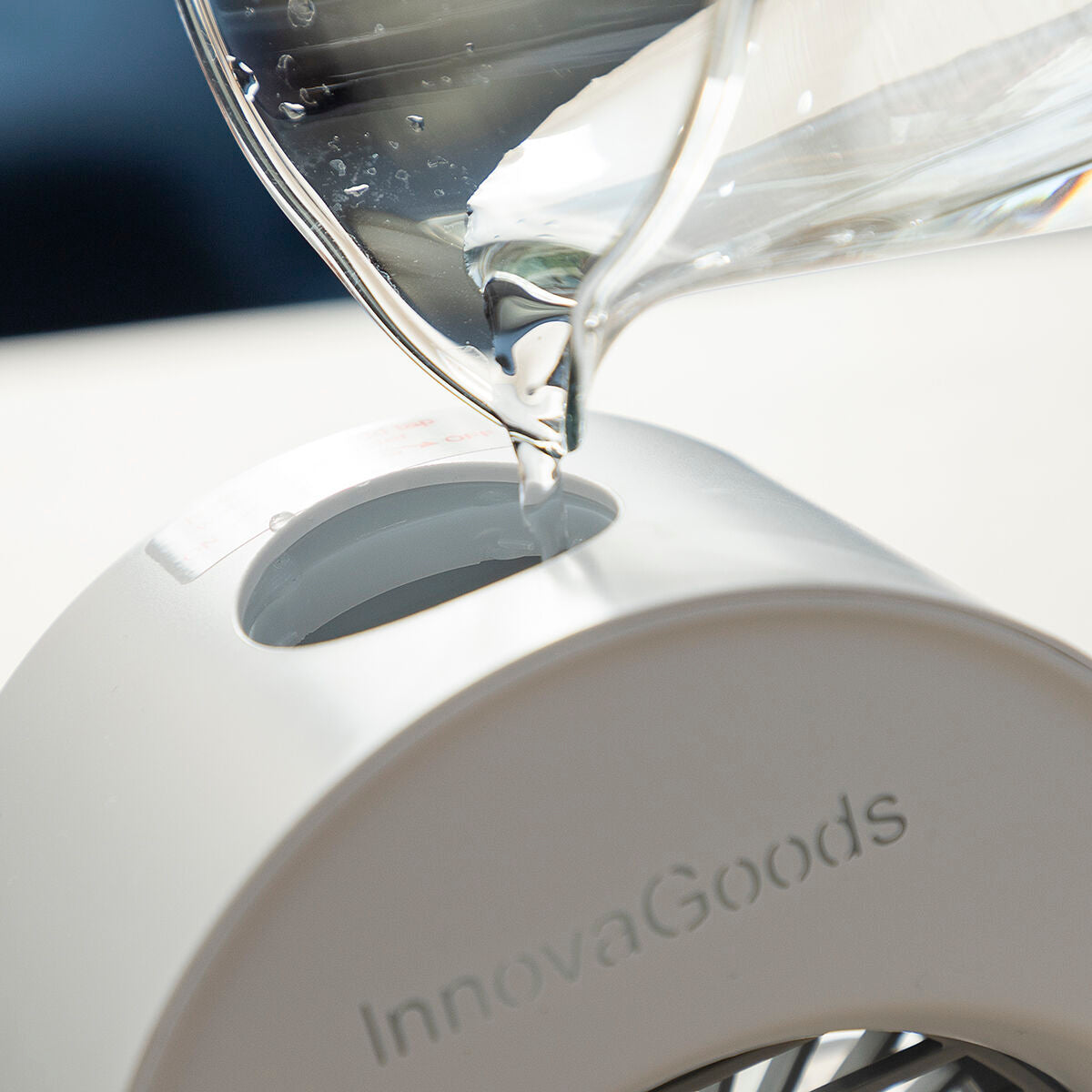 Mini enfriador de aire ultrasónico y humidificador con LED Koolizer InnovaGoods