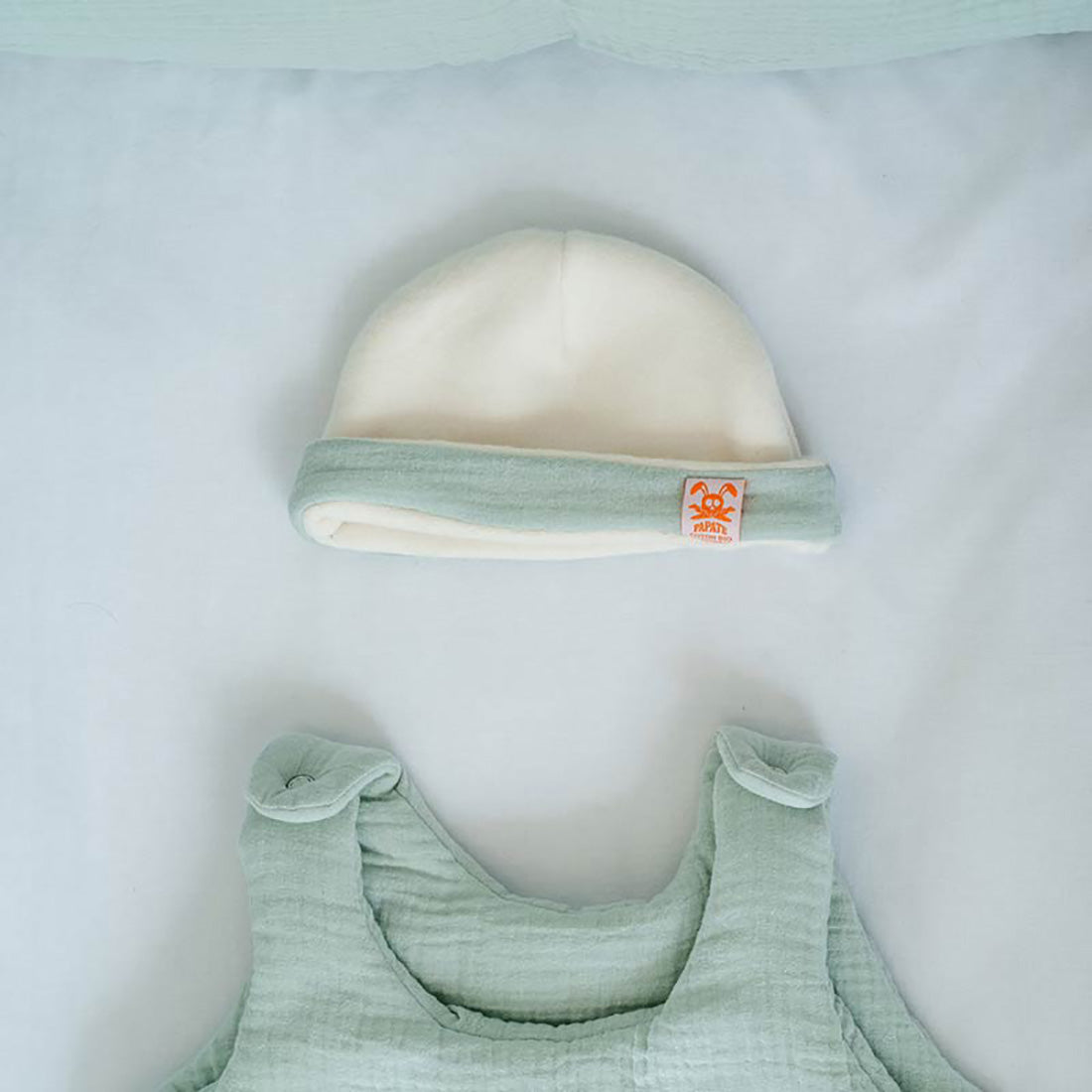 Gorro para recién nacido de algodón orgánico - Verde